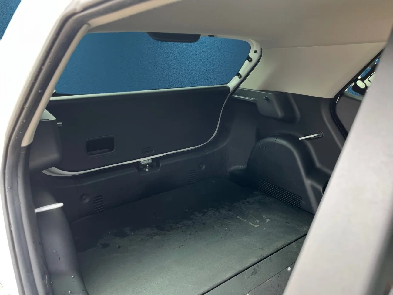 2025 Hyundai VENUE VENUE 1.2 MOTION/PREMIUM CARGO P/V thumbnail 23
