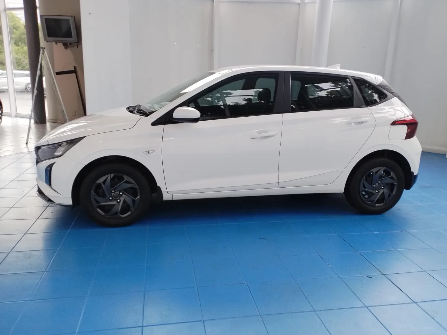 2024 Hyundai I20 I20 1.2 PREMIUM M/T MY24 thumbnail 10