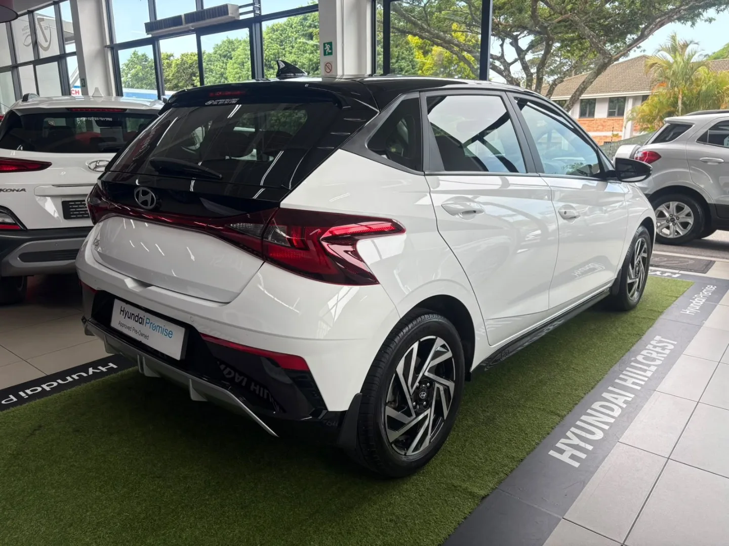 2025 Hyundai I20 i20 1.2 EXECUTIVE M/T 2 TONE MY24 thumbnail 5