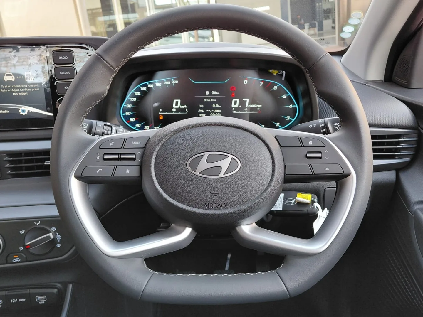 2026 Hyundai I20 i20 1.4 EXECUTIVE A/T 2 TONE MY24 thumbnail 6