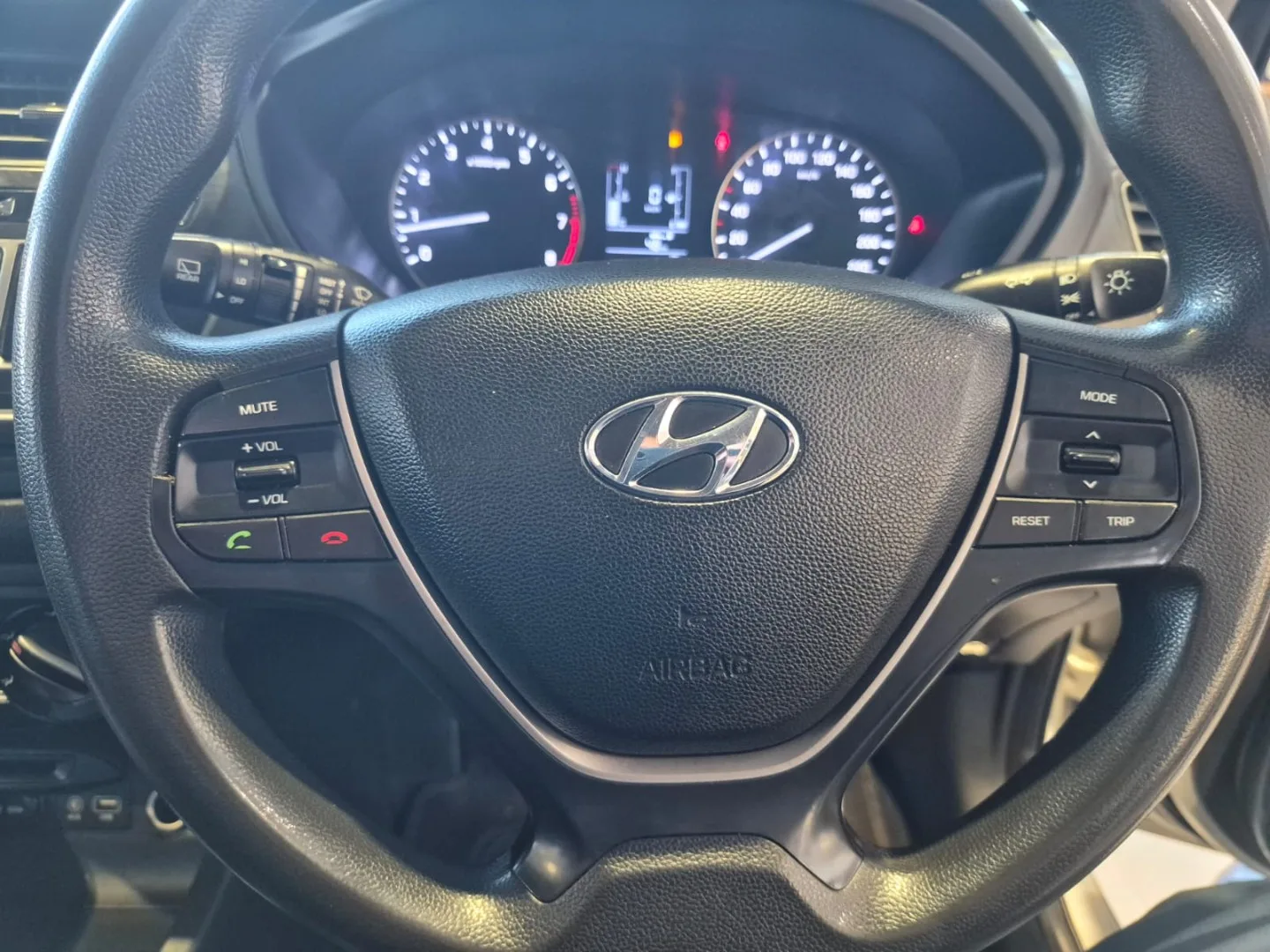 2016 Hyundai I20 i20 1.2 MOTION M/T thumbnail 15
