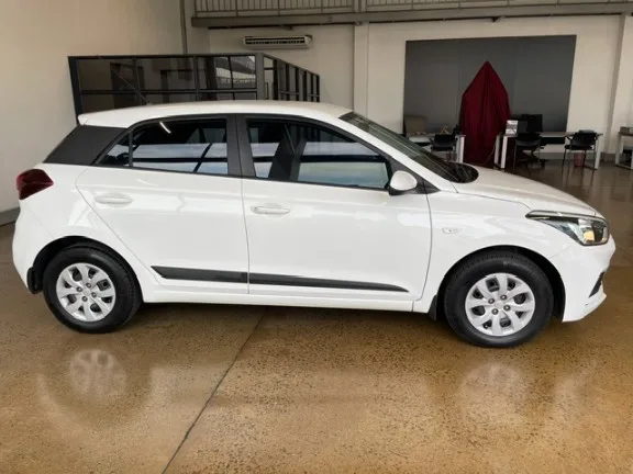 2021 Hyundai I20 i20 1.2 MOTION thumbnail 8