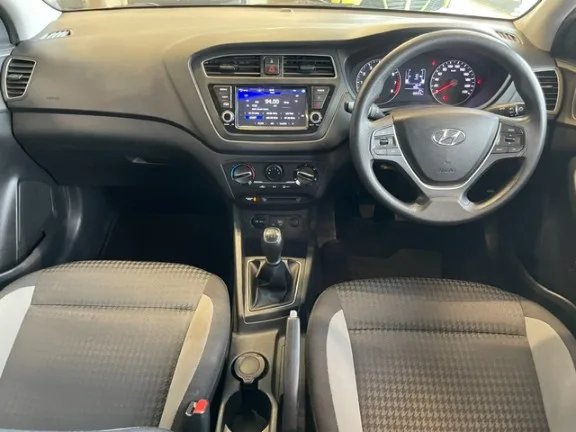 2021 Hyundai I20 i20 1.2 MOTION thumbnail 12
