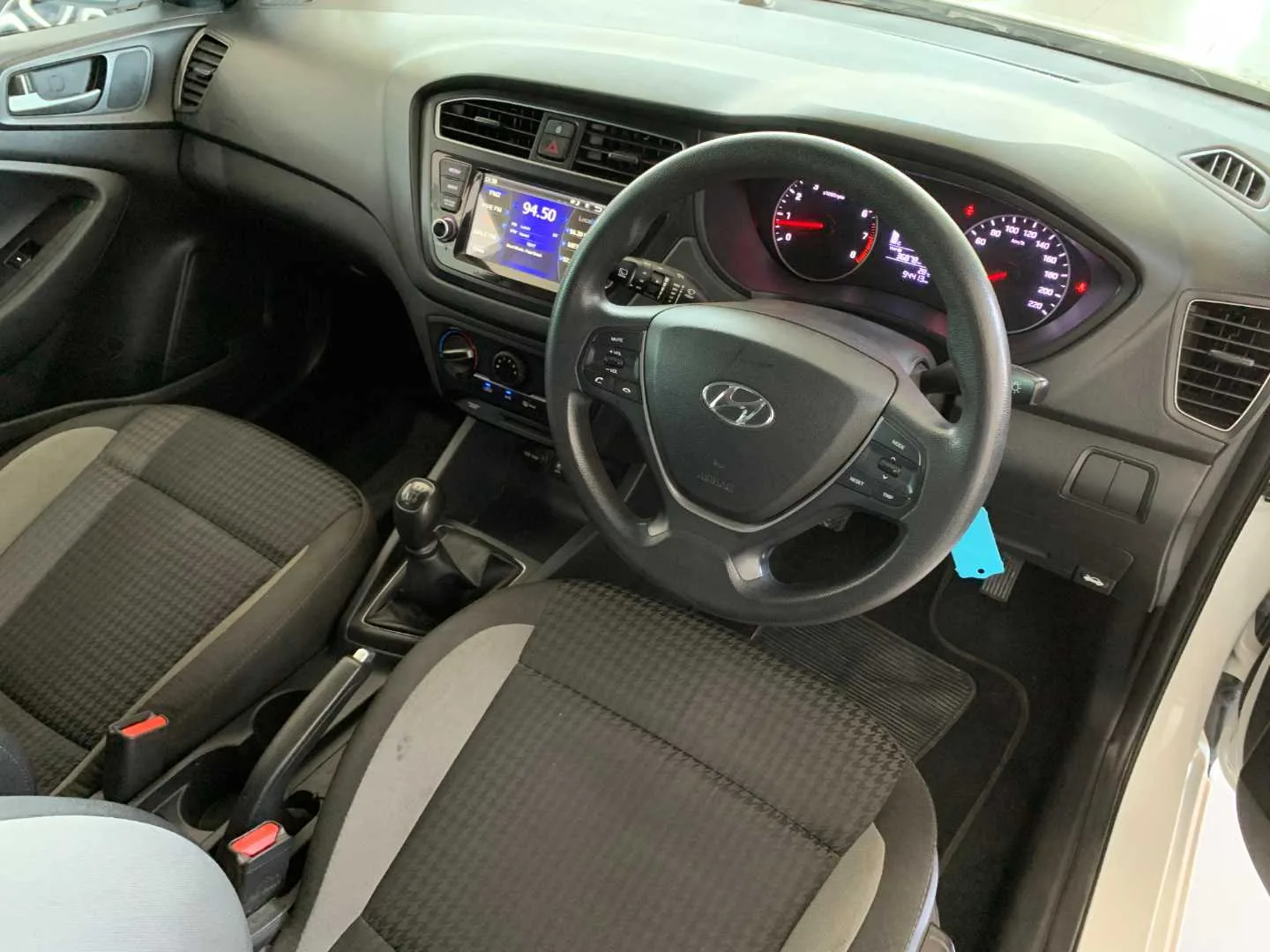 2018 Hyundai I20 i20 1.4 MOTION AUTO thumbnail 17