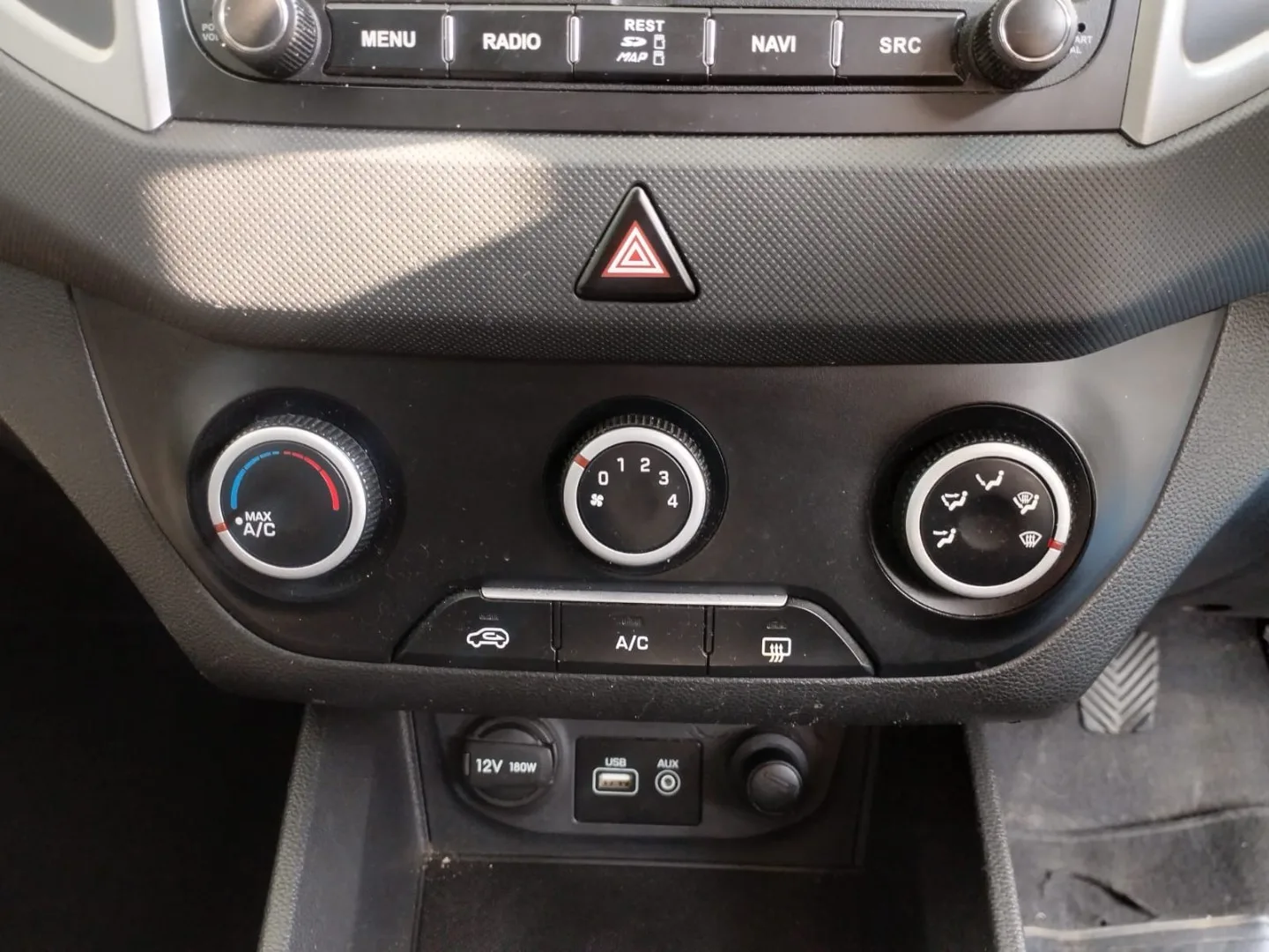 2017 Hyundai CRETA CRETA 1.6 EXECUTIVE M/T thumbnail 3