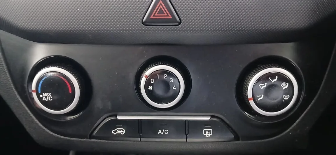 2018 Hyundai CRETA CRETA 1.6 EXECUTIVE M/T thumbnail 14