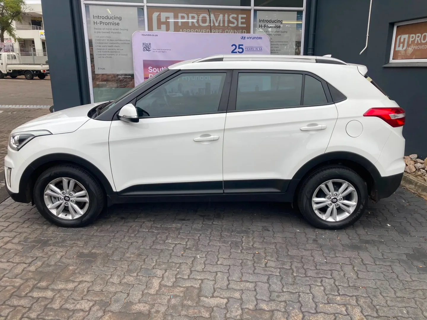 2018 undefined CRETA CRETA 1.6 EXECUTIVE M/T thumbnail 4