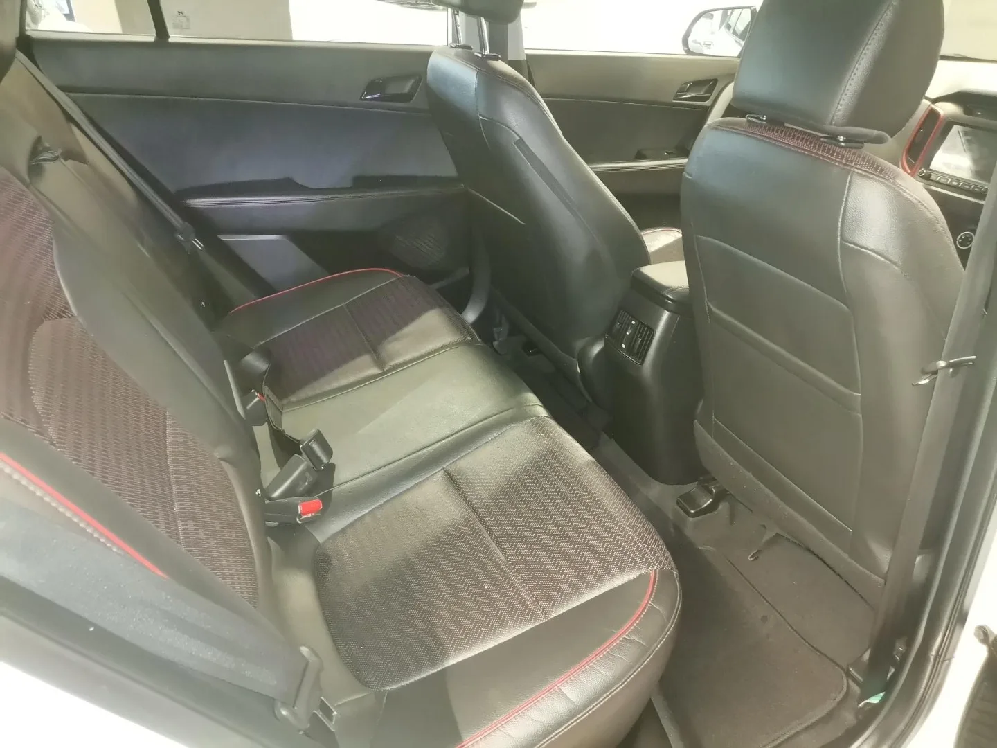 2019 Hyundai CRETA CRETA 1.6 LIMITED EDITION A/T thumbnail 5