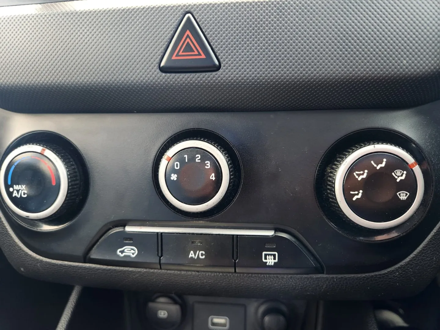 2020 Hyundai CRETA CRETA 1.6 EXECUTIVE A/T thumbnail 11