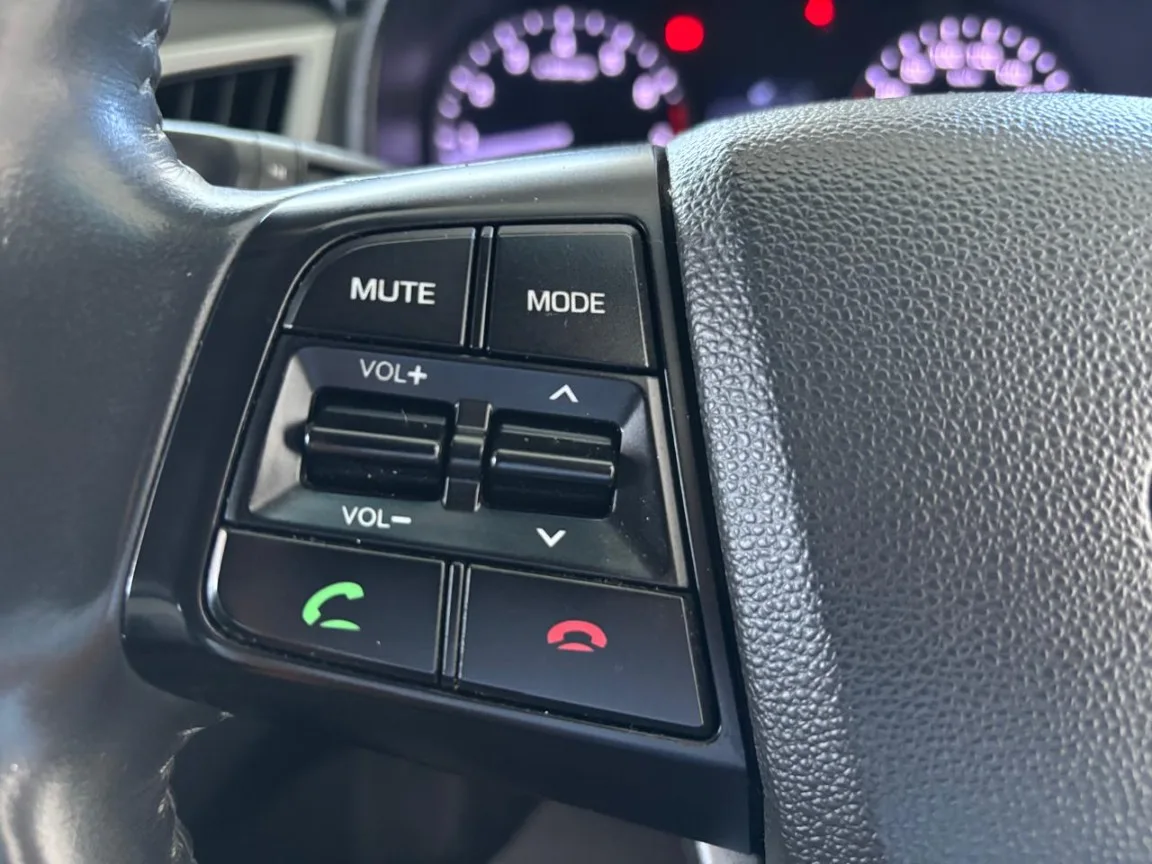 2017 Hyundai CRETA CRETA 1.6 EXECUTIVE DIESEL A/T thumbnail 11