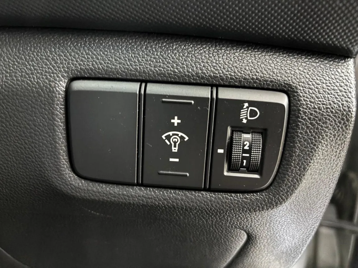 2017 Hyundai CRETA CRETA 1.6 EXECUTIVE DIESEL A/T thumbnail 13