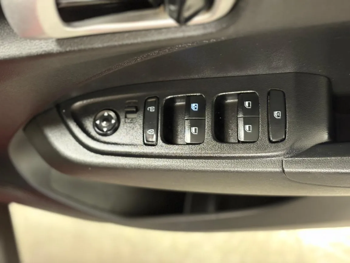 2021 Hyundai VENUE VENUE 1.0 TGDI MOTION M/T INFOTAINMENT thumbnail 16