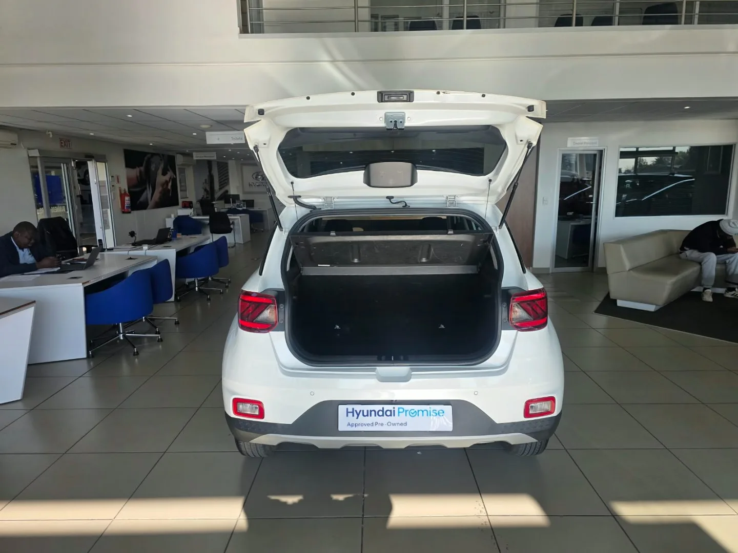 2021 Hyundai VENUE VENUE 1.0 TGDI MOTION M/T INFOTAINMENT thumbnail 13