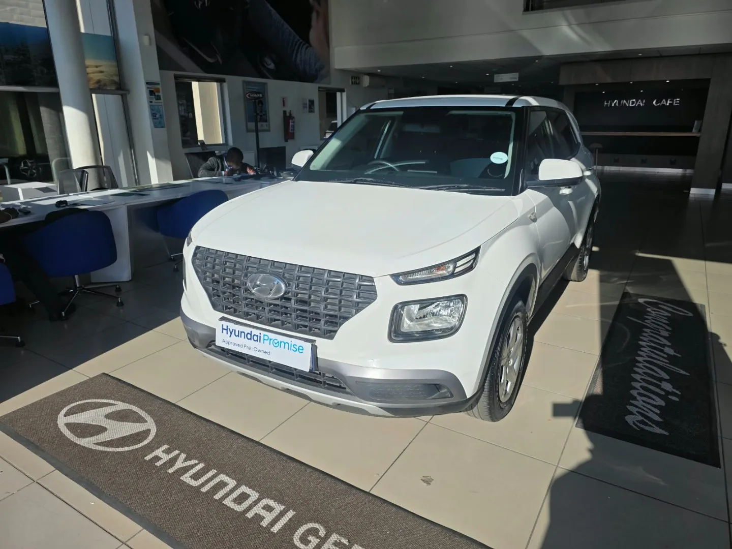2021 Hyundai VENUE VENUE 1.0 TGDI MOTION M/T INFOTAINMENT image 1