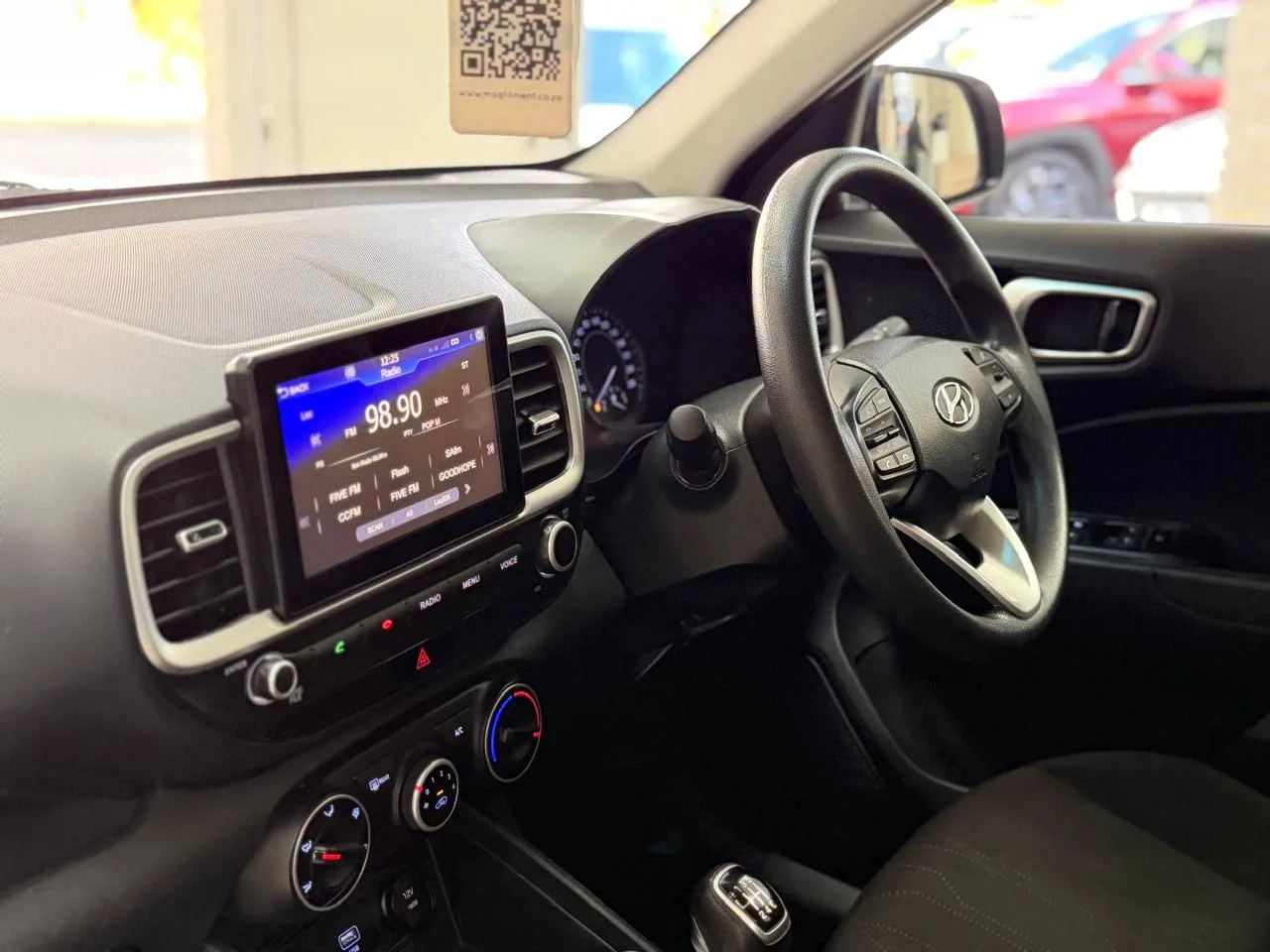 2021 Hyundai VENUE VENUE 1.0 TGDI MOTION M/T INFOTAINMENT thumbnail 15