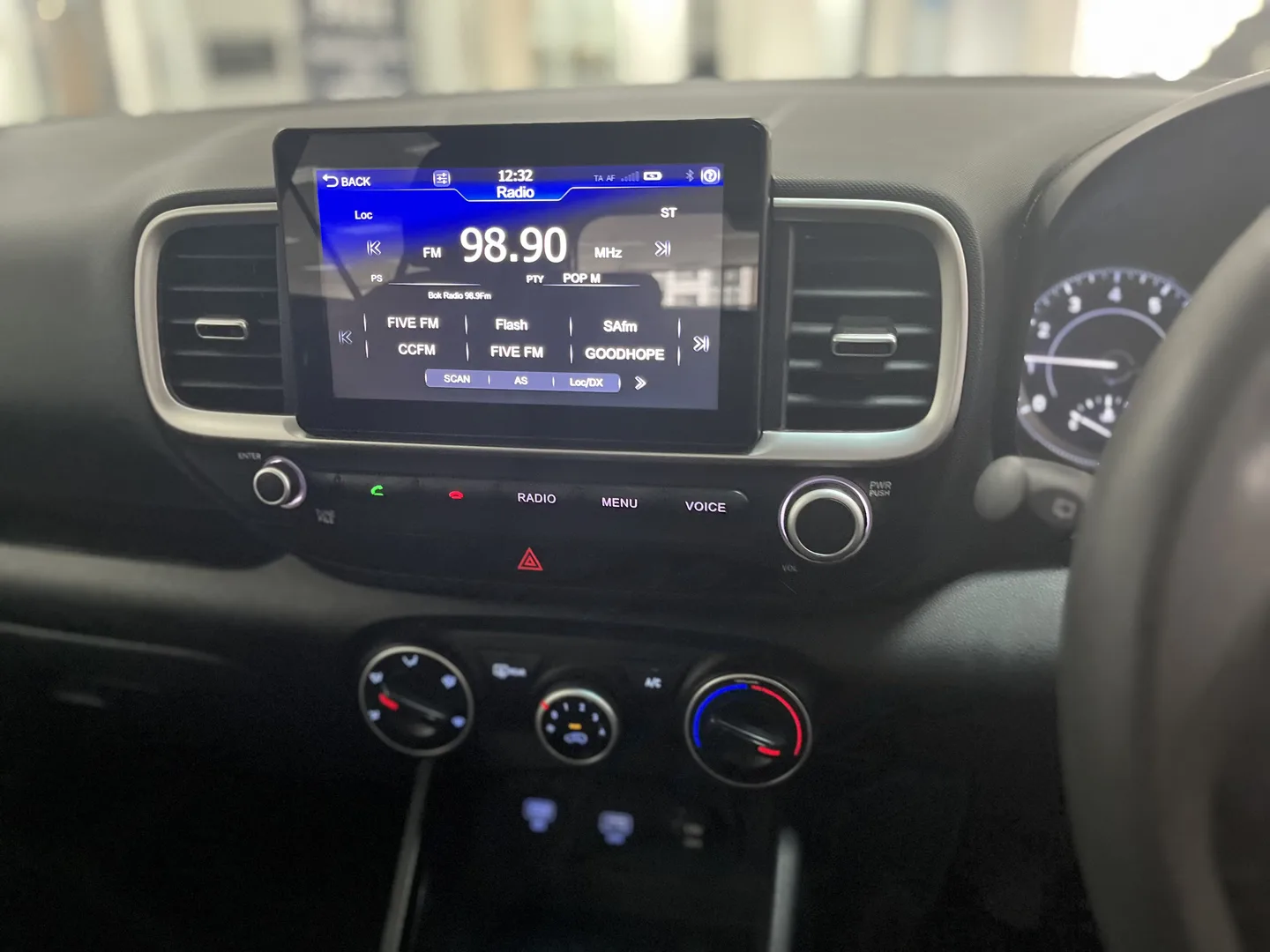 2021 Hyundai VENUE VENUE 1.0 TGDI MOTION M/T INFOTAINMENT thumbnail 6