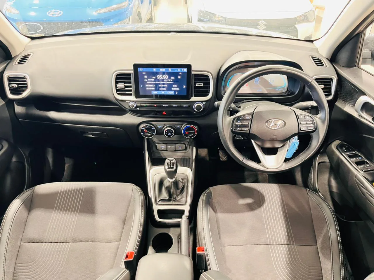 2024 Hyundai VENUE VENUE 1.0 FLUID MT MY22 thumbnail 9
