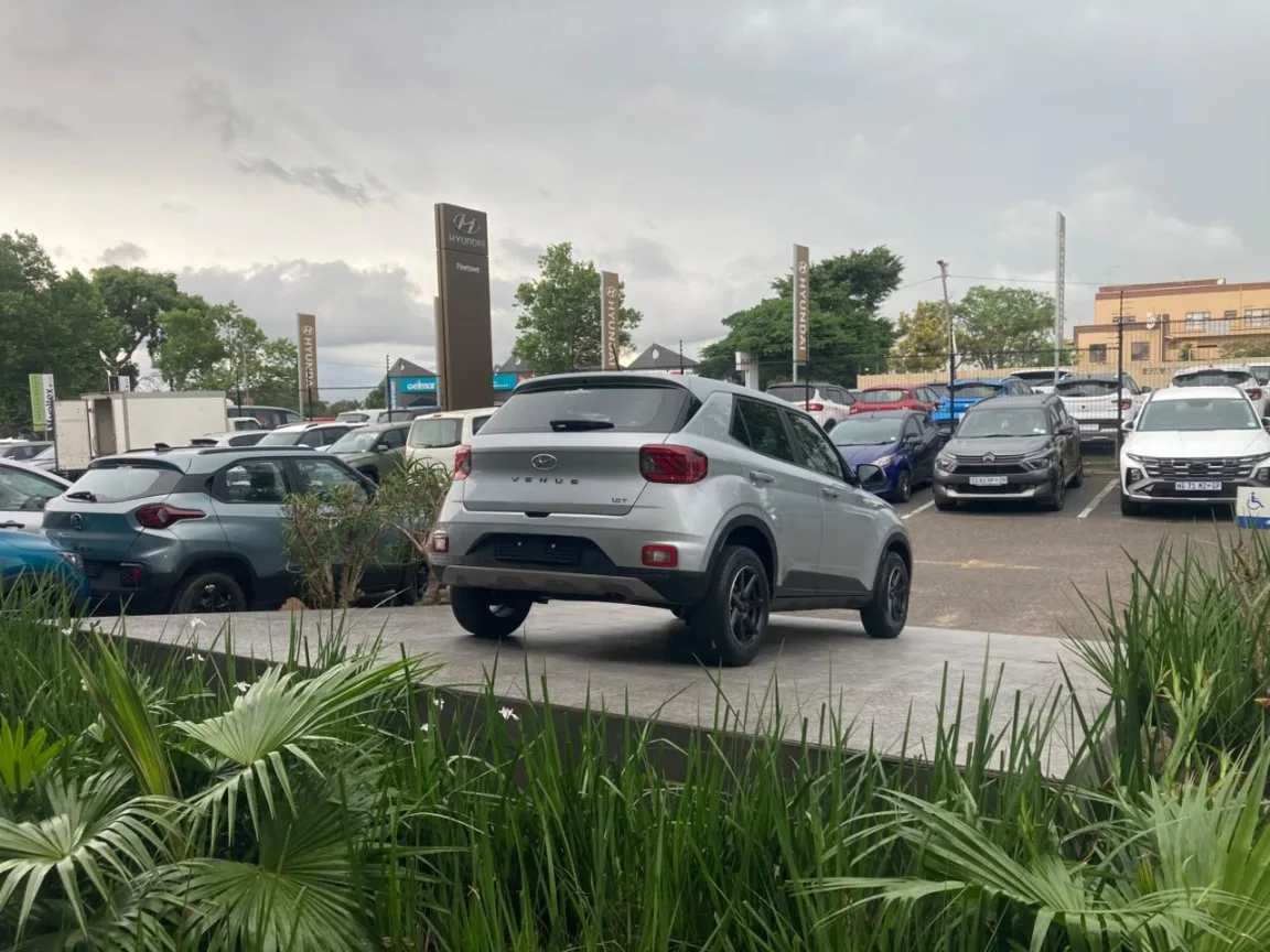 2021 Hyundai VENUE VENUE 1.0 TGDI MOTION DCT thumbnail 11