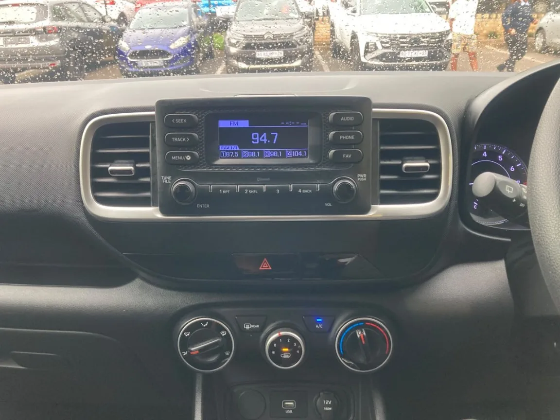 2021 Hyundai VENUE VENUE 1.0 TGDI MOTION DCT thumbnail 16