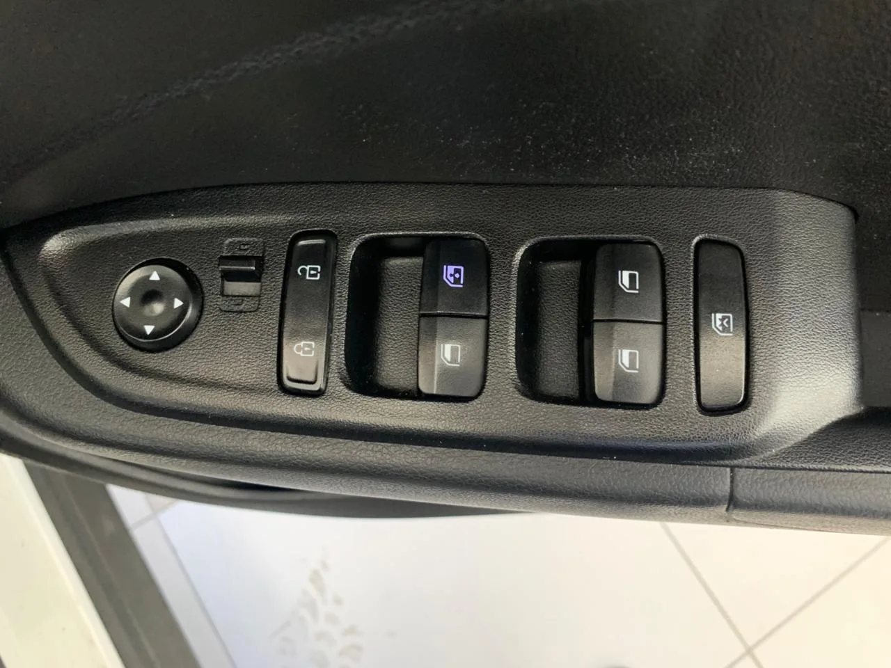 2021 undefined VENUE VENUE 1.0 TGDI MOTION DCT INFOTAINMENT thumbnail 15