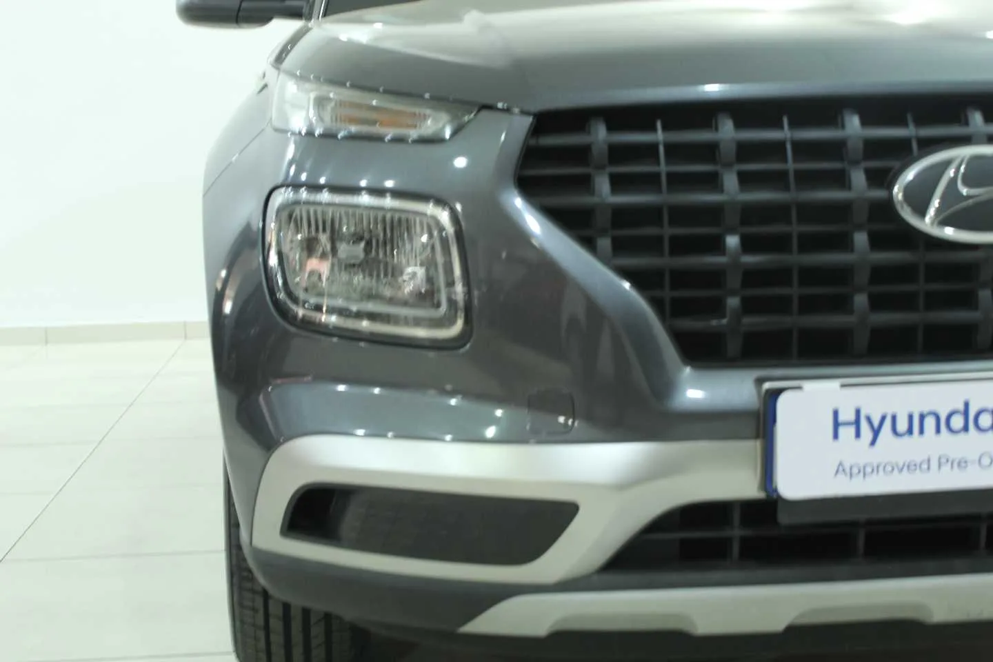 2021 Hyundai VENUE VENUE 1.0 TGDI MOTION DCT INFOTAINMENT thumbnail 3