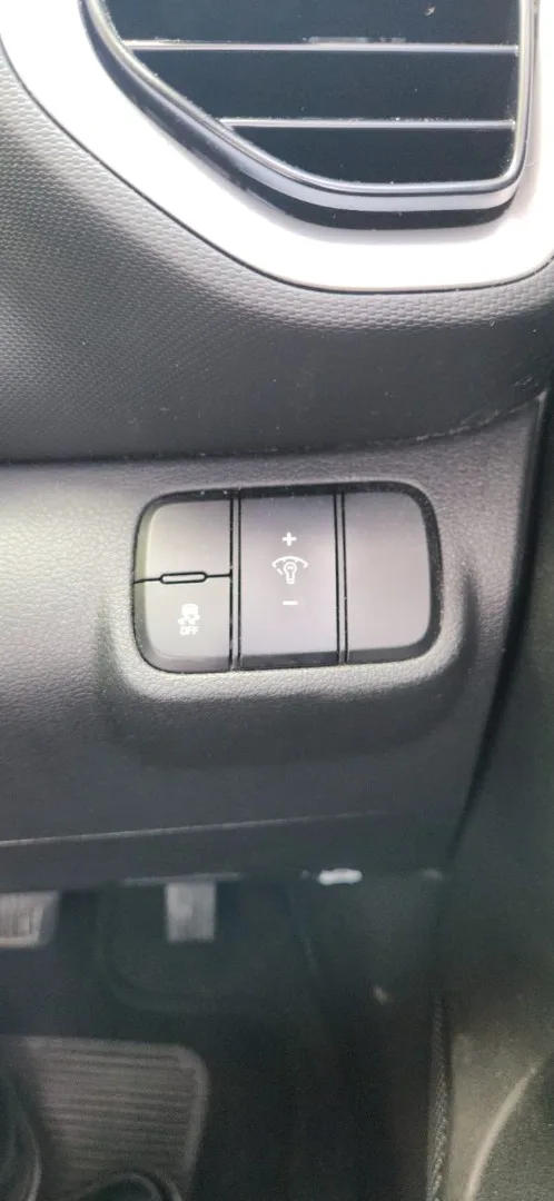 2021 Hyundai VENUE VENUE 1.0 TGDI MOTION DCT thumbnail 6