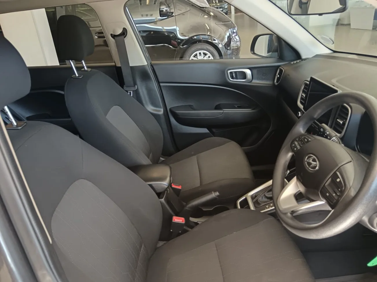 2021 Hyundai VENUE VENUE 1.0 TGDI MOTION DCT INFOTAINMENT thumbnail 17