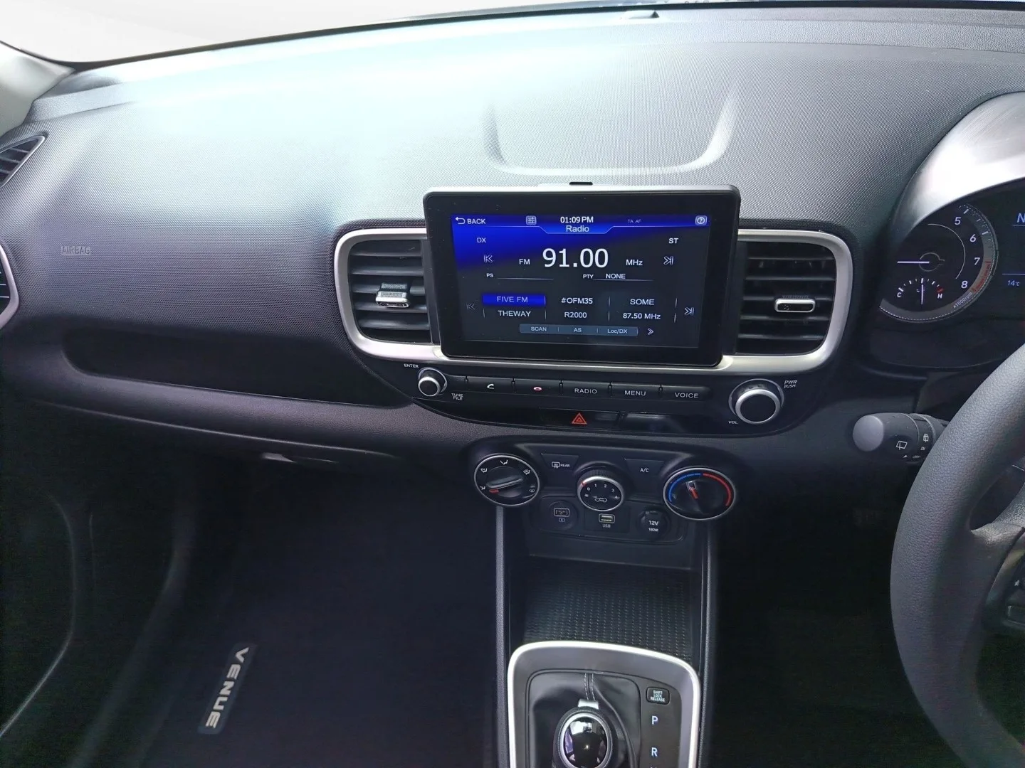 2022 Hyundai VENUE Venue Venue 1.2 Motion thumbnail 16