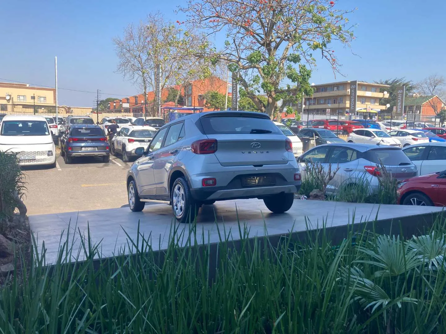 2022 Hyundai VENUE VENUE 1.0 TGDI MOTION DCT INFOTAINMENT thumbnail 18