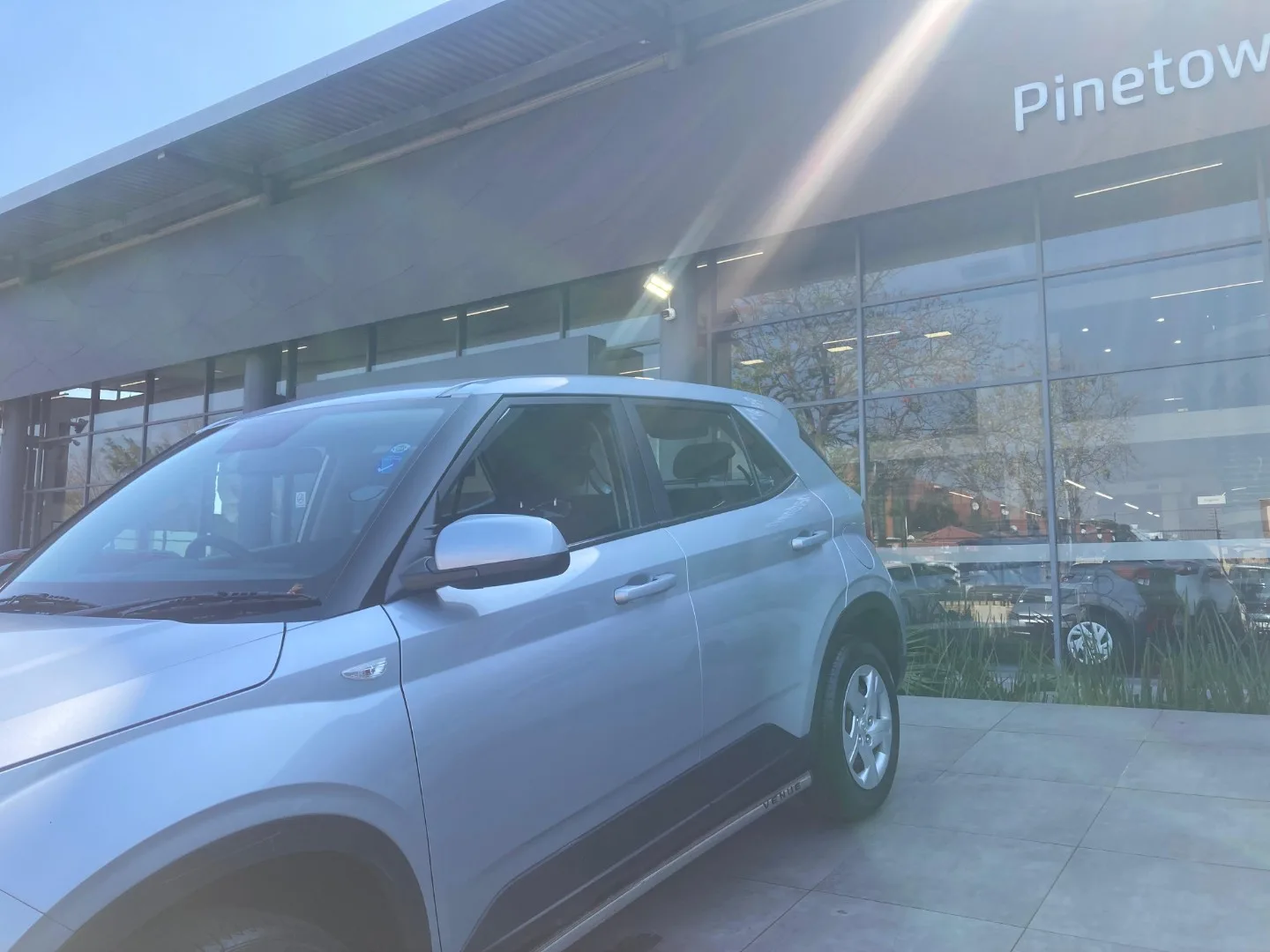 2022 Hyundai VENUE VENUE 1.0 TGDI MOTION DCT INFOTAINMENT thumbnail 4