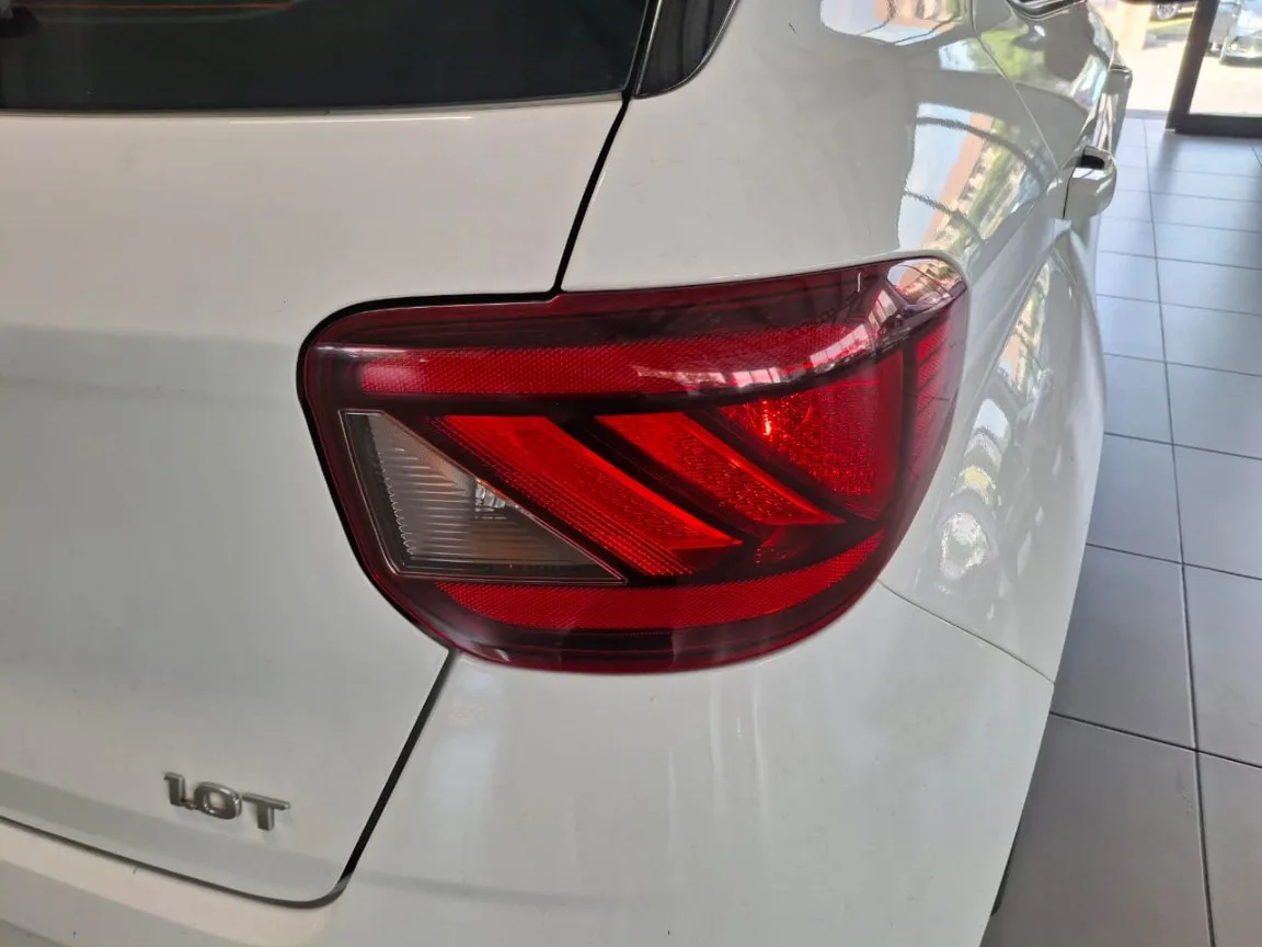 2022 Hyundai VENUE VENUE 1.0 TGDI MOTION DCT INFOTAINMENT thumbnail 22