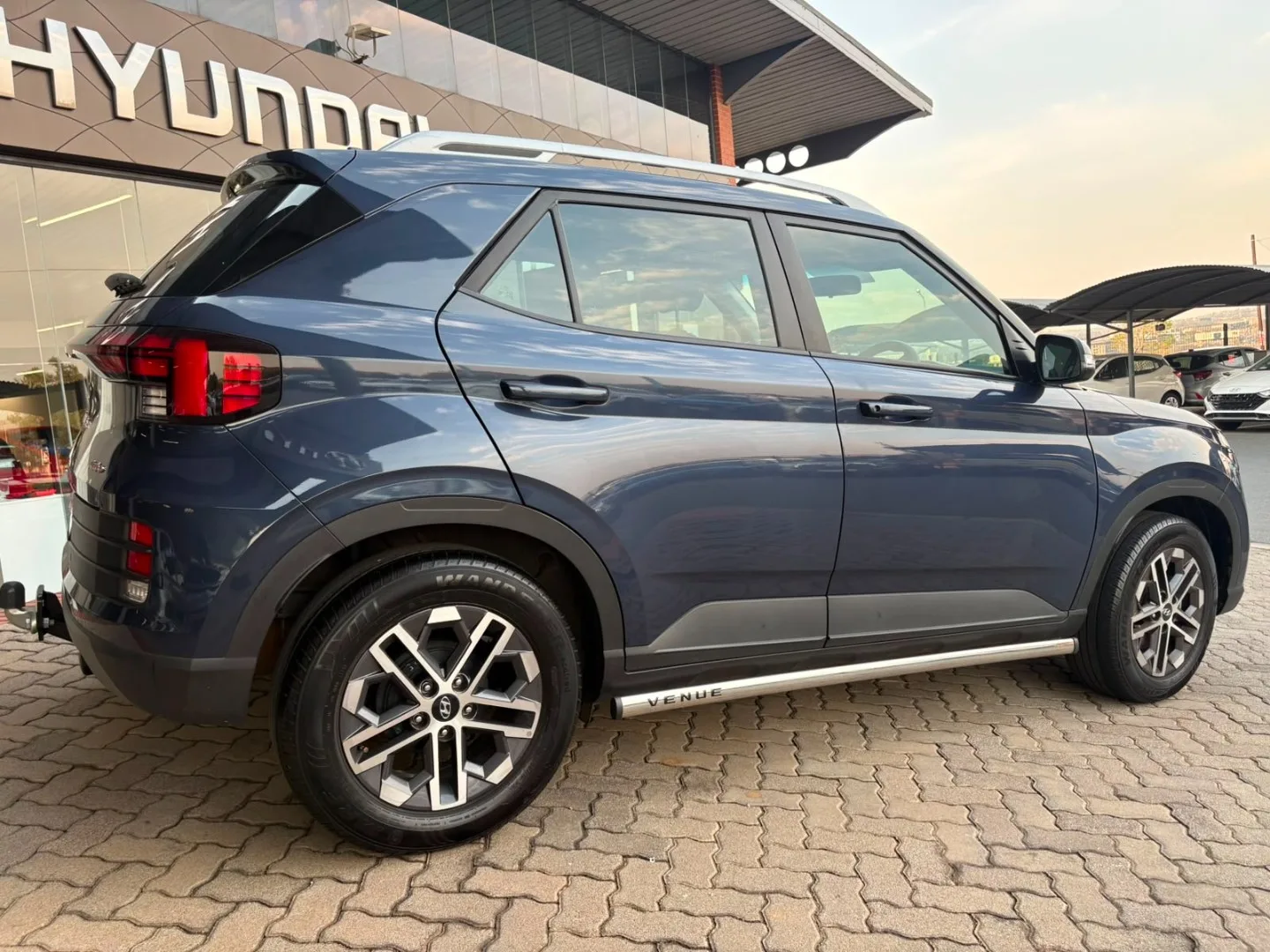 2023 Hyundai VENUE VENUE 1.0 FLUID DCT MY22 thumbnail 3
