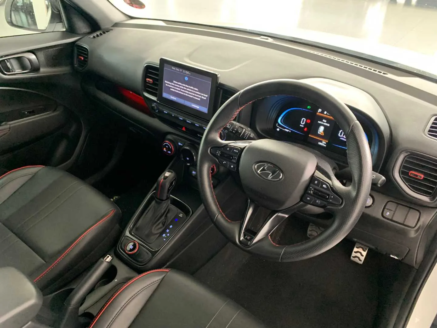 2023 Hyundai VENUE VENUE 1.0 NLINE DCT MY22 thumbnail 16