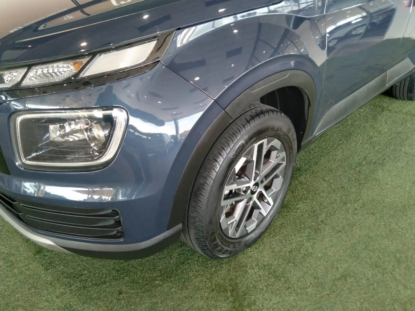 2023 Hyundai VENUE VENUE 1.0 FLUID DCT MY22 thumbnail 4