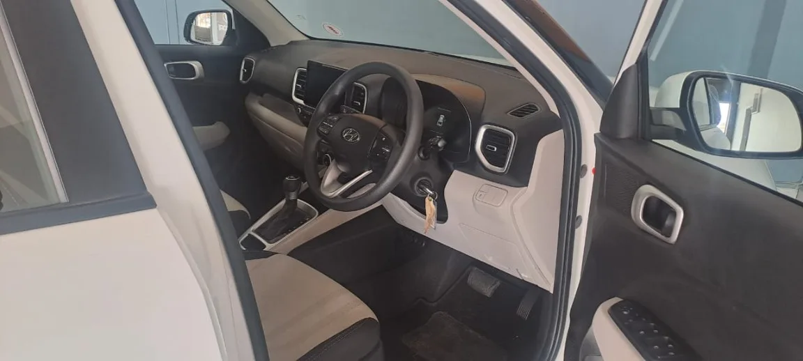 2023 Hyundai VENUE VENUE 1.0 TGDI MOTION DCT thumbnail 7