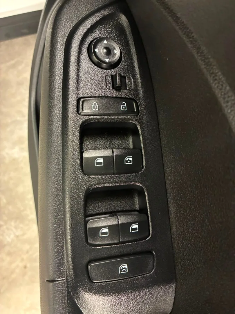 2023 Hyundai VENUE Venue Venue 1.0 Tgdi Motion Dct thumbnail 18