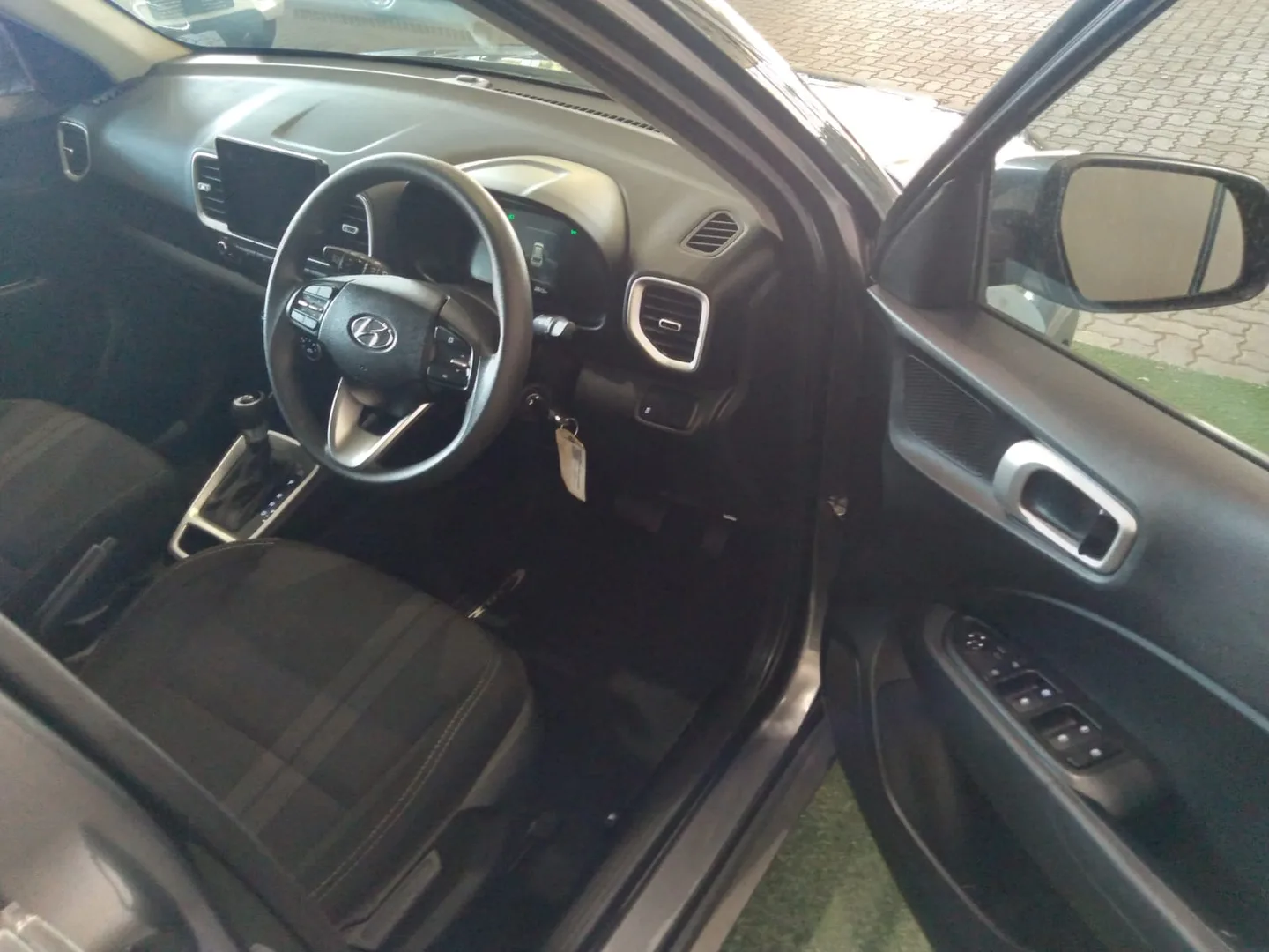 2025 Hyundai VENUE VENUE 1.0 MOTION DCT MY22 thumbnail 11