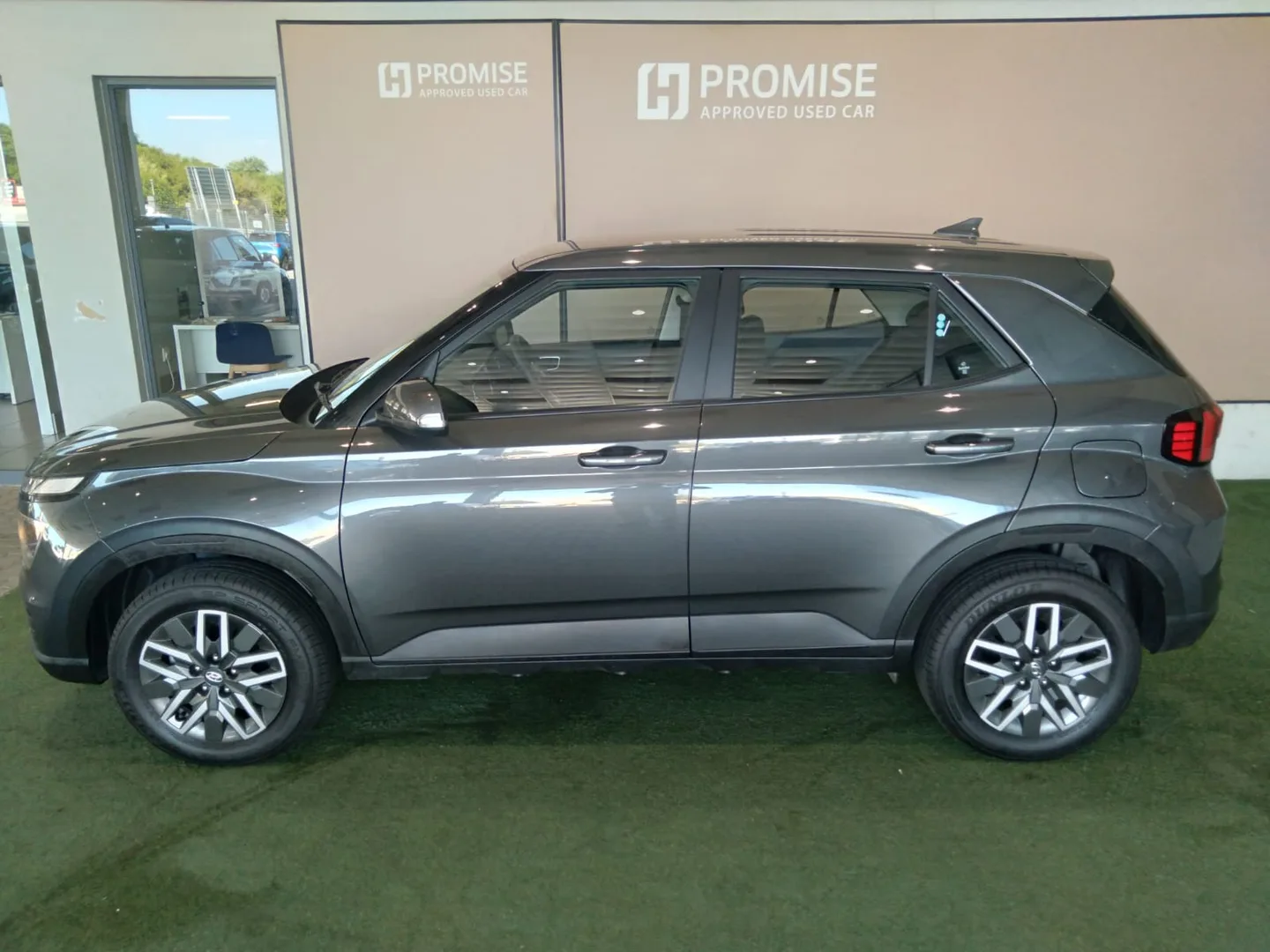 2025 Hyundai VENUE VENUE 1.0 MOTION DCT MY22 thumbnail 4