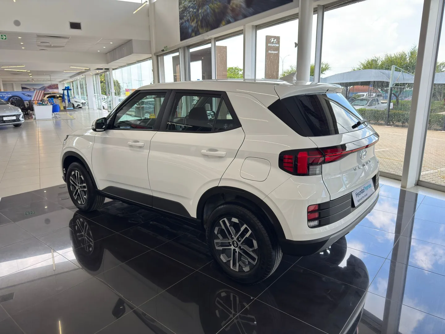 2024 Hyundai VENUE VENUE 1.0 MOTION DCT MY22 thumbnail 4