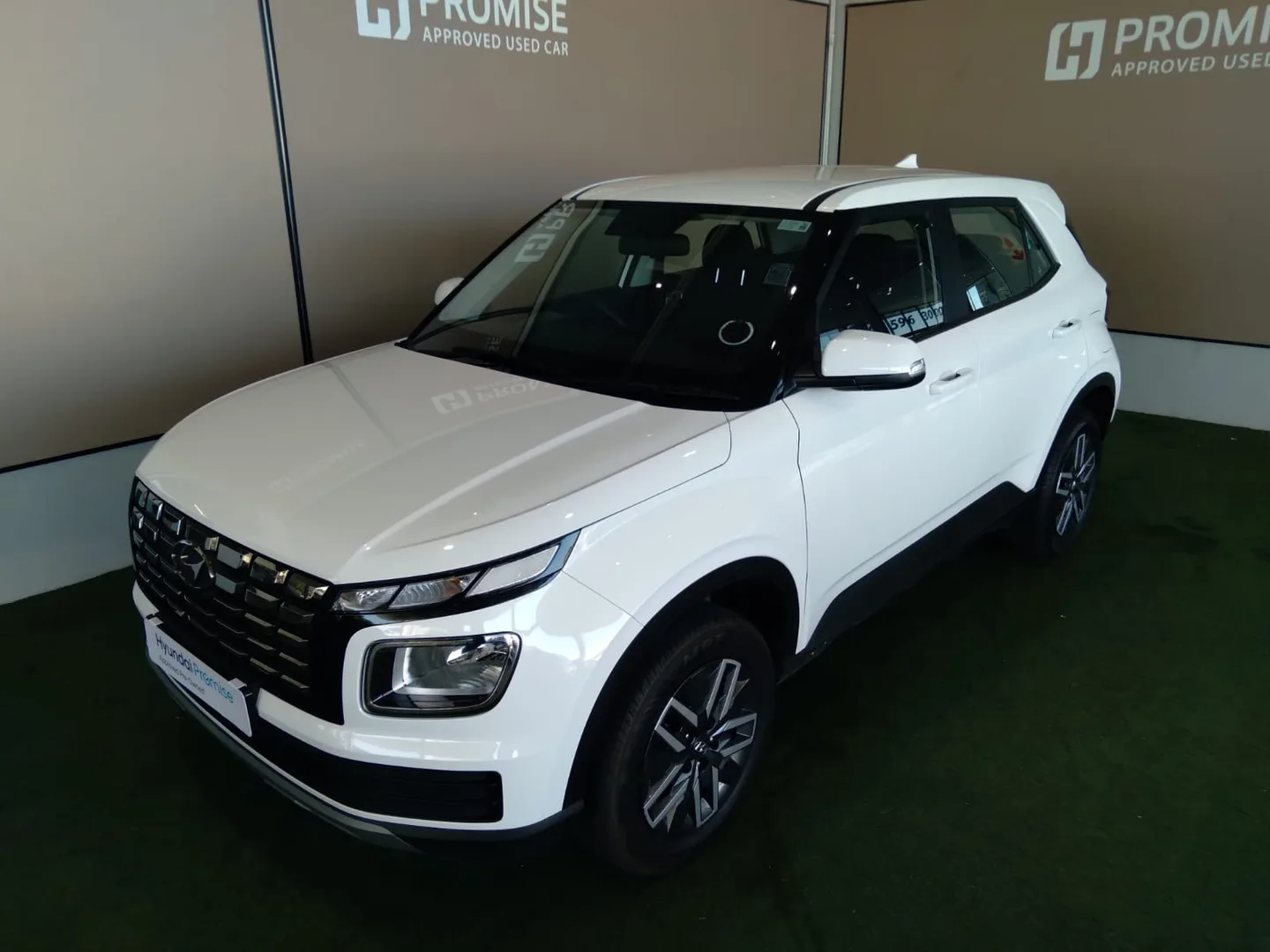 2025 Hyundai VENUE VENUE 1.0 MOTION DCT MY22 thumbnail 3