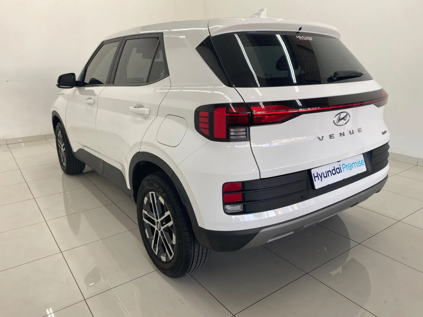 2025 Hyundai VENUE Venue Venue 1.0t Executive Dct thumbnail 9