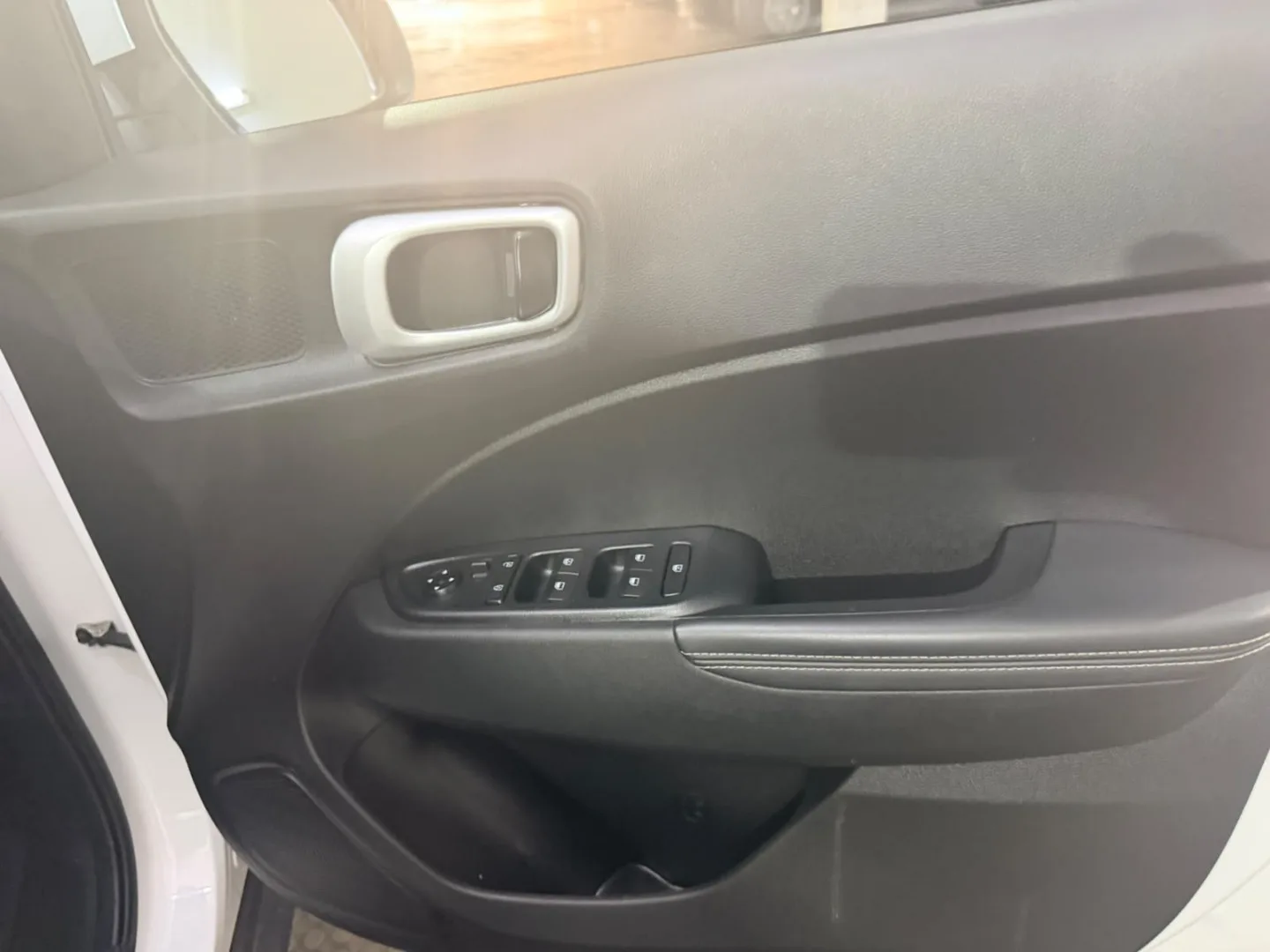 2025 Hyundai VENUE VENUE 1.0 TGDI MOTION DCT INFOTAINMENT thumbnail 11