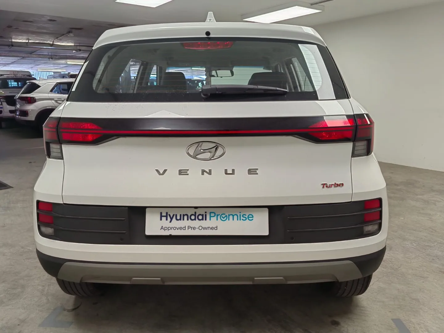 2025 Hyundai VENUE VENUE 1.0 EXECUTIVE DCT MY24 thumbnail 3