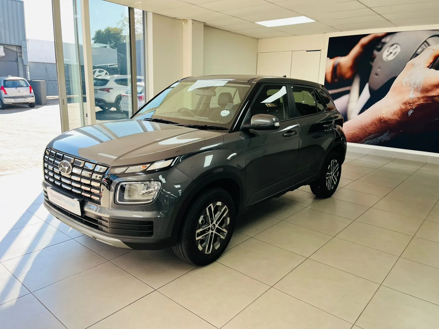 2025 Hyundai VENUE VENUE 1.0 EXECUTIVE DCT MY24 image 1