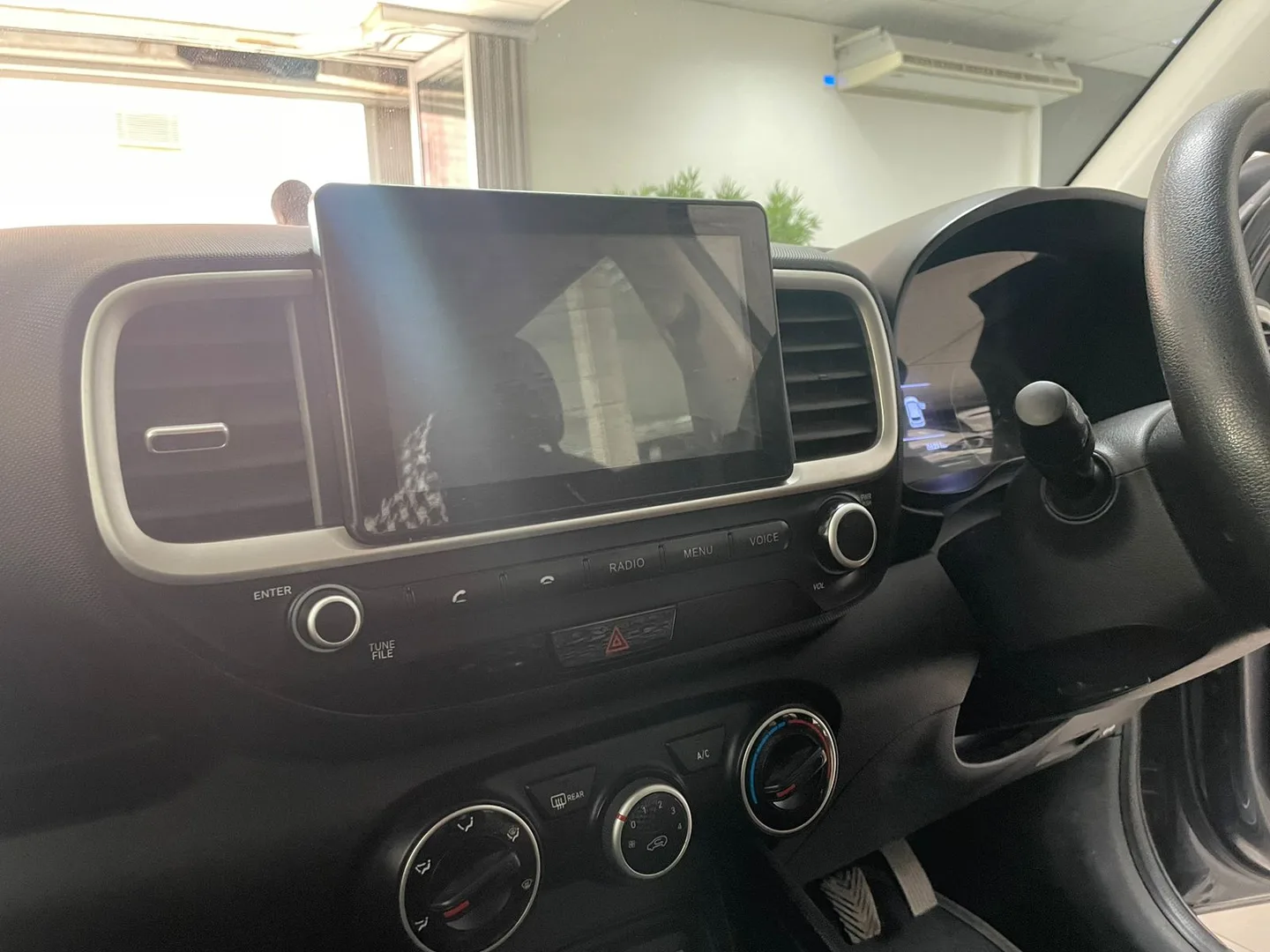 2021 Hyundai VENUE VENUE 1.2 MOTION MT thumbnail 5