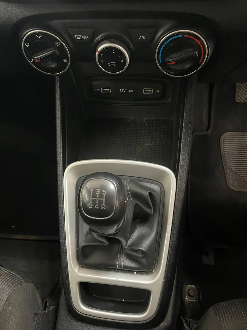 2021 Hyundai VENUE VENUE 1.2 MOTION MT thumbnail 6