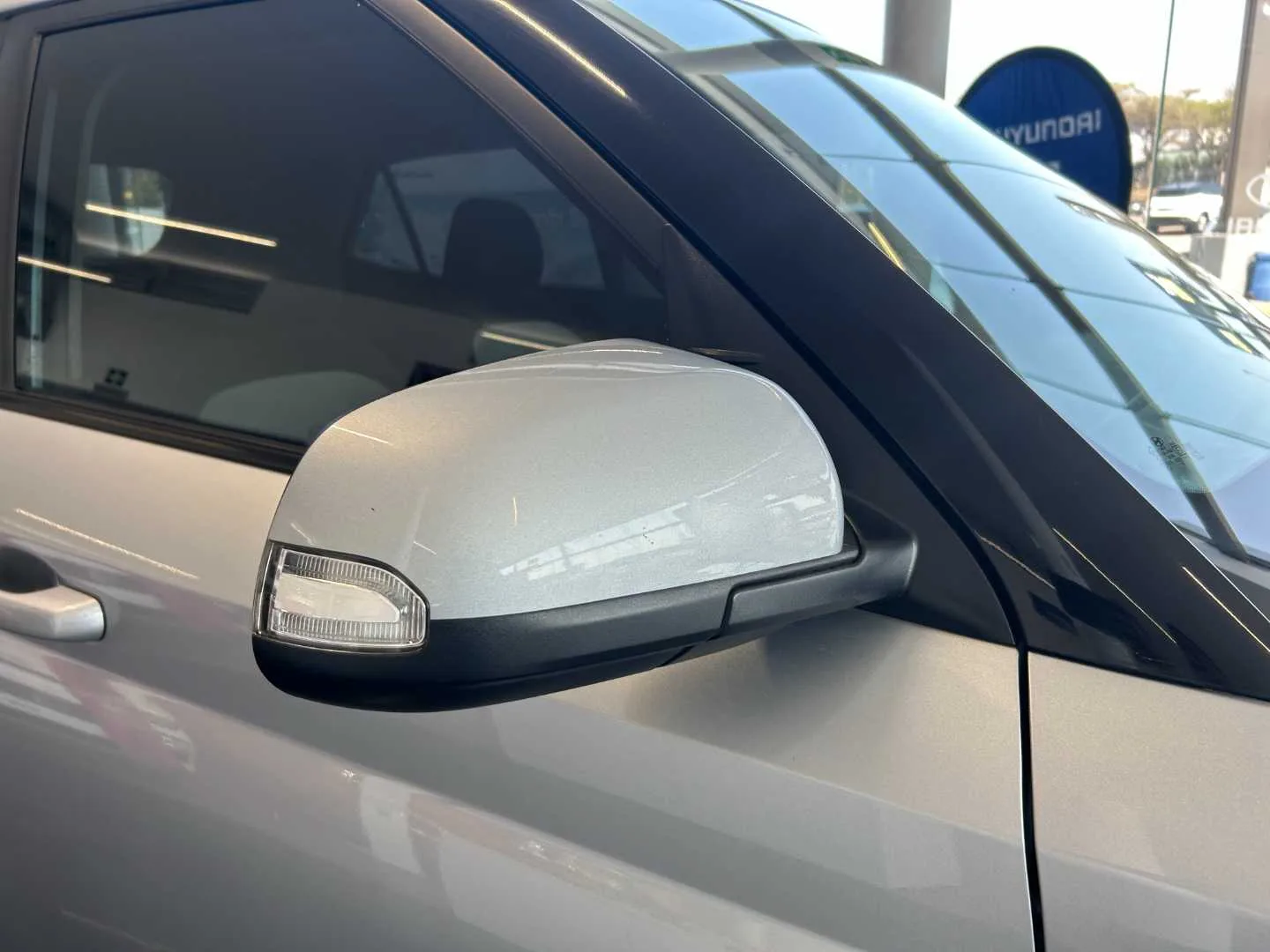 2023 Hyundai VENUE VENUE 1.2 PREMIUM MT thumbnail 8