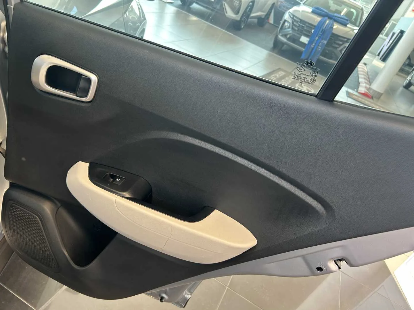 2023 Hyundai VENUE VENUE 1.2 PREMIUM MT thumbnail 21