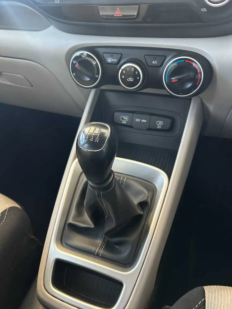 2023 Hyundai VENUE VENUE 1.2 PREMIUM MT thumbnail 19