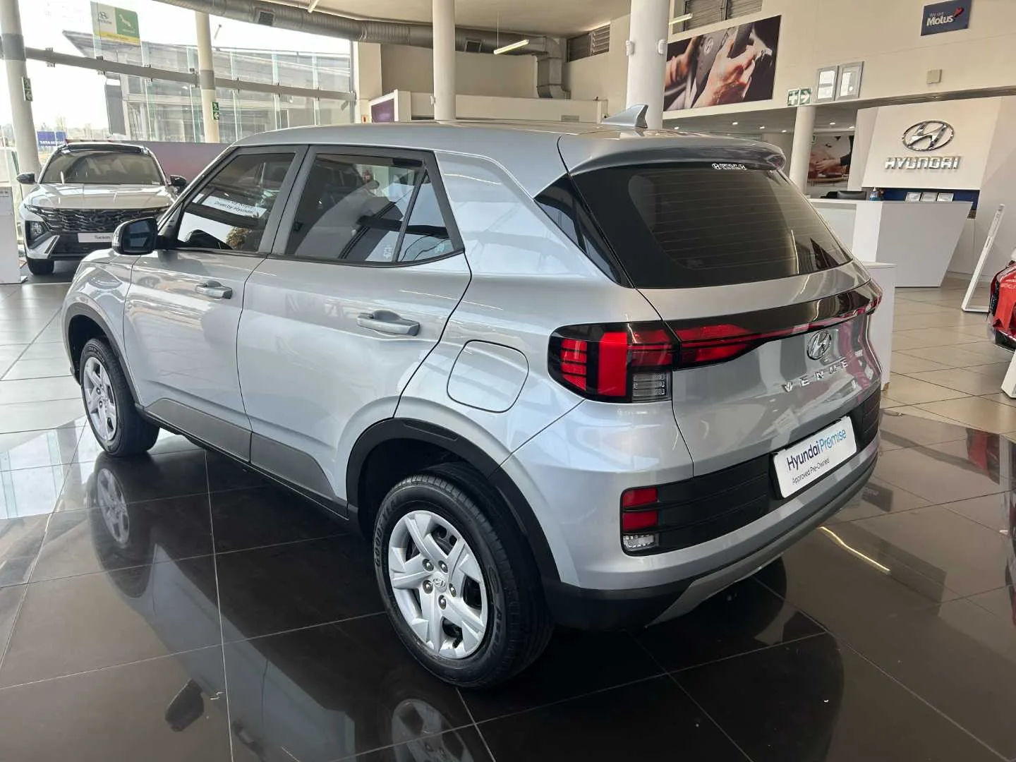 2023 Hyundai VENUE VENUE 1.2 PREMIUM MT thumbnail 5